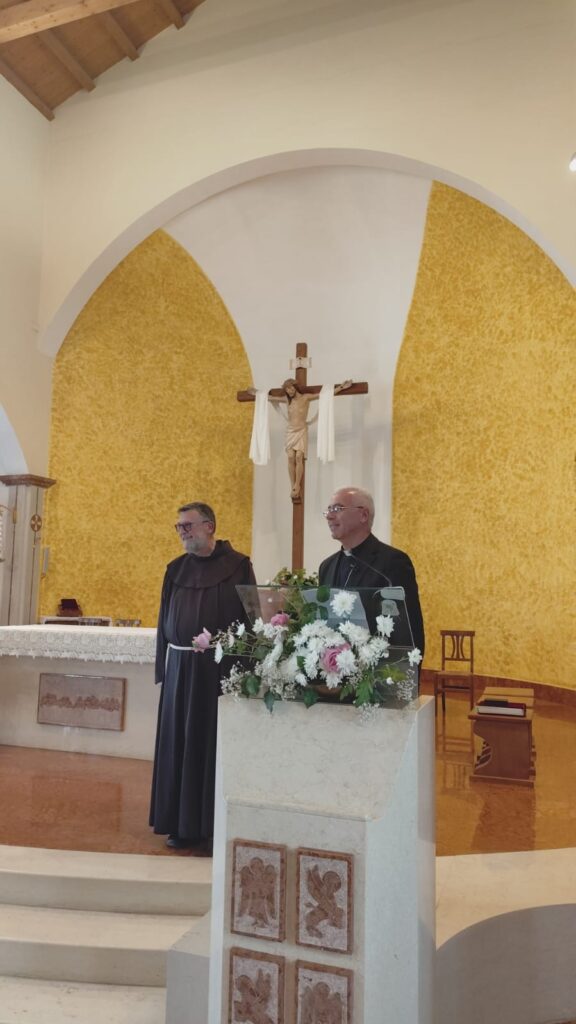 Fjala e parë e Atë Flavios në kishën e Lushnjës